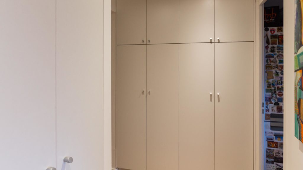 Réalisation ACTIBATI - dressing bibliothèque